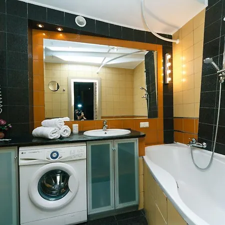 Malaya Zhitomirskaya 3 Apartment